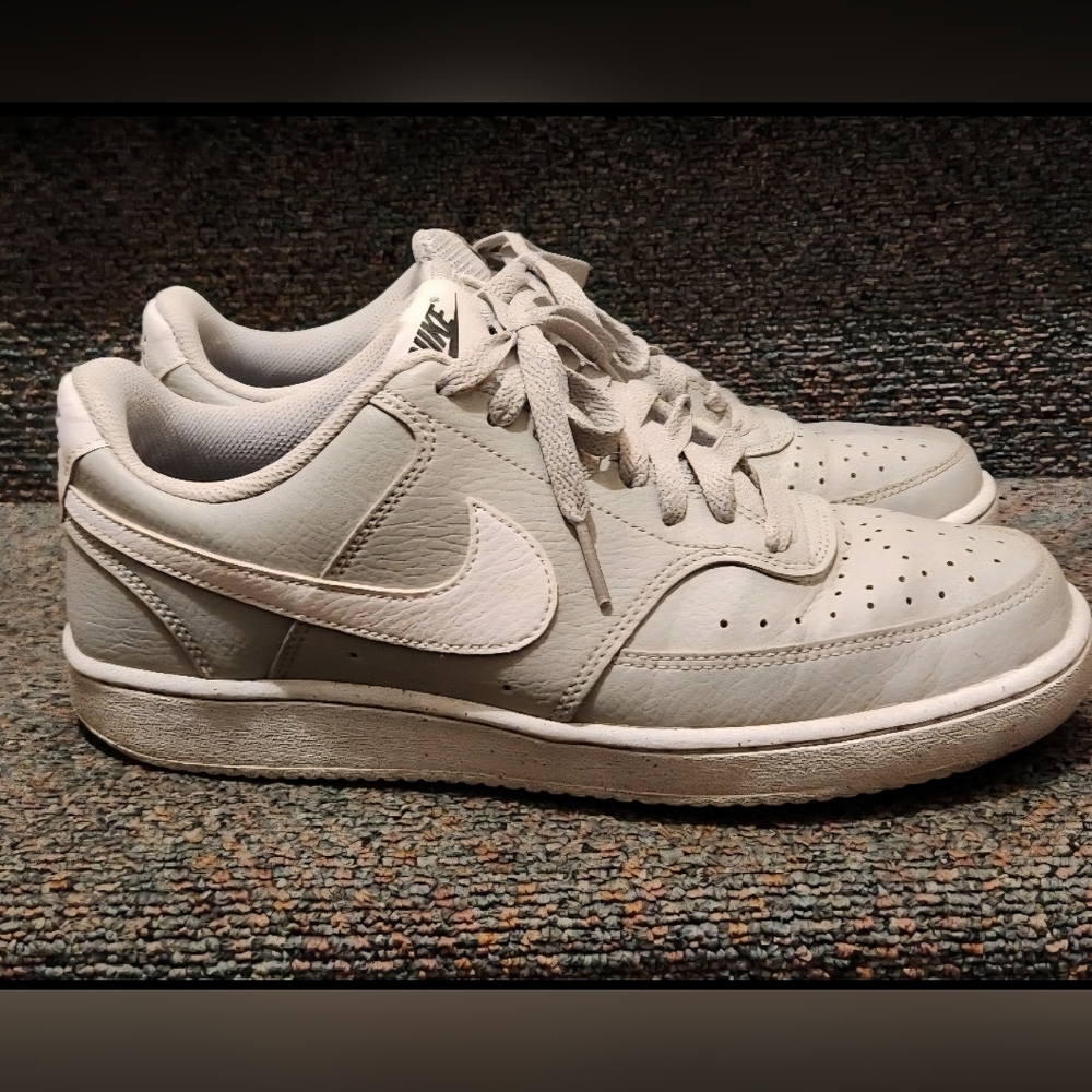 Nike Court Vision Low